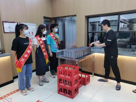 说明: https://www.livelybiz.com/images/top.jpg